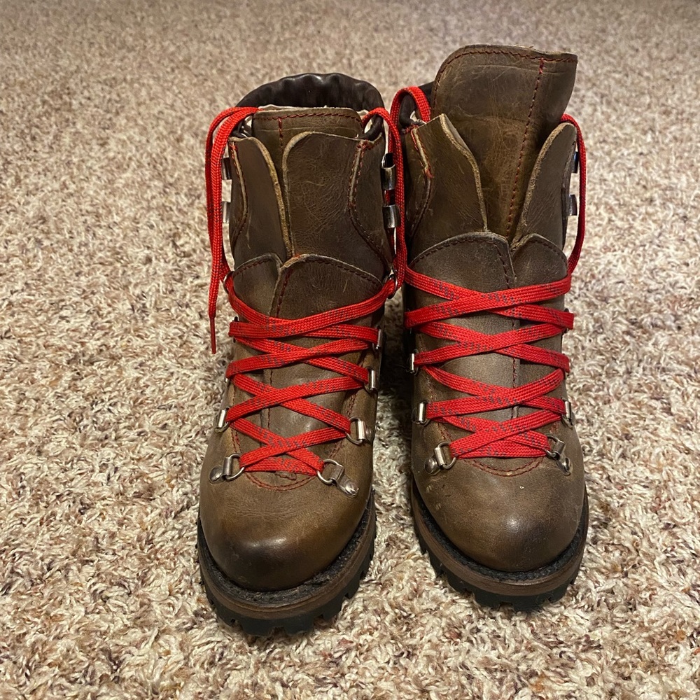 Freebird “Hiker” boots. Brand new never worn size 7.